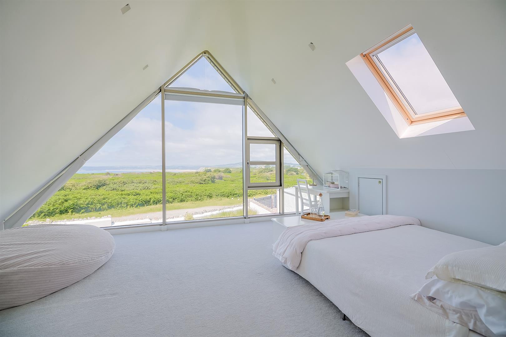 21 East Cliff, Pennard, Gower, SA3 2AS